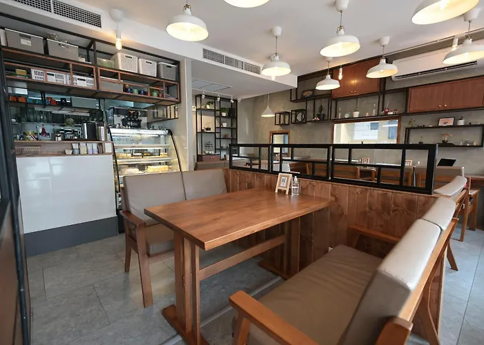 Hotel Ashley Bkk 4*